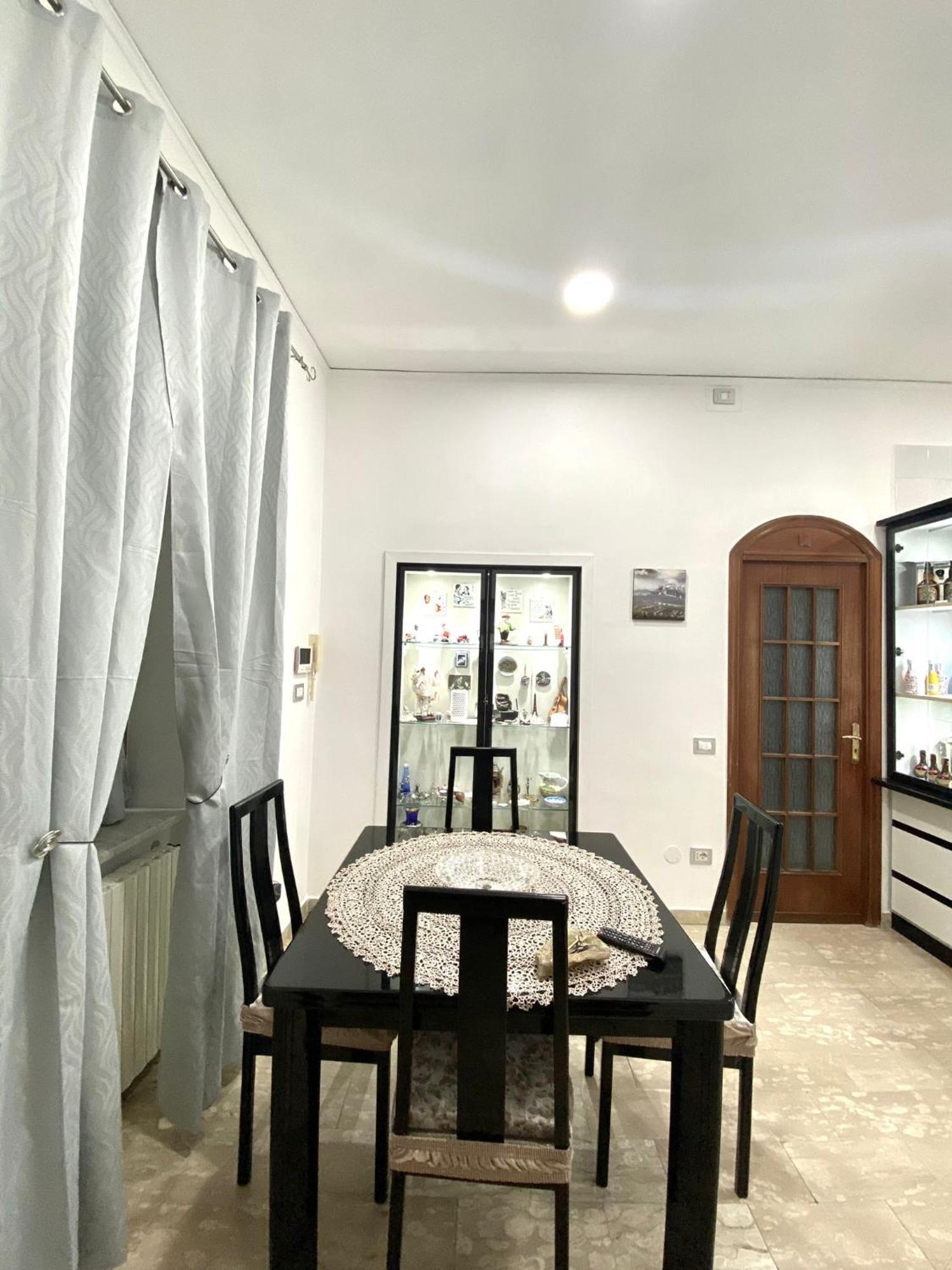 Castellano Apartment Napels Buitenkant foto