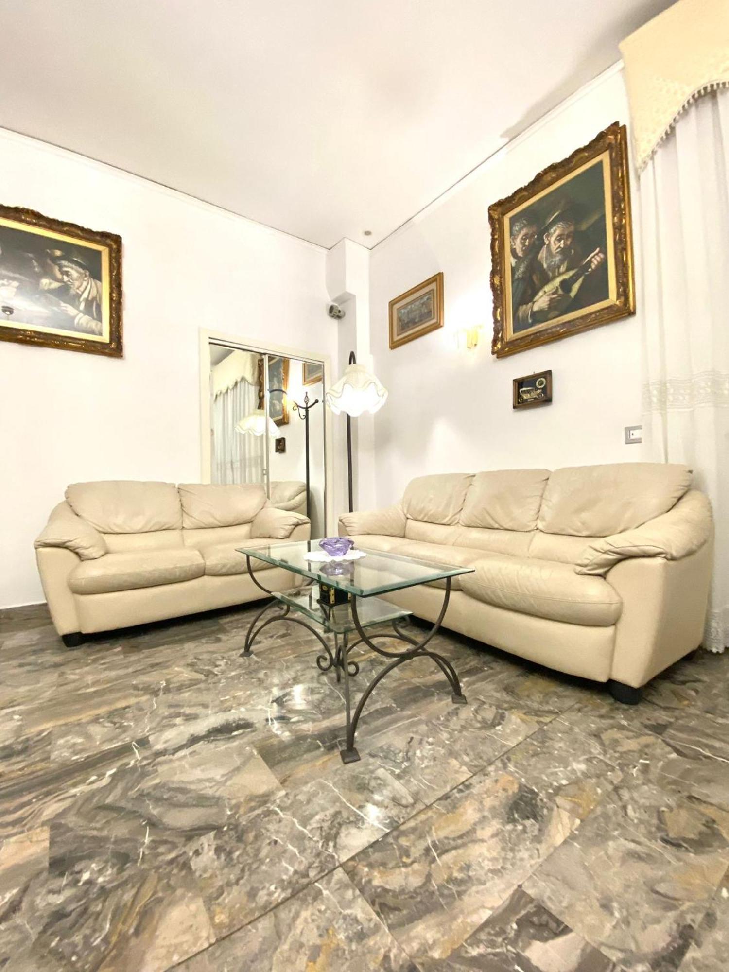 Castellano Apartment Napels Buitenkant foto