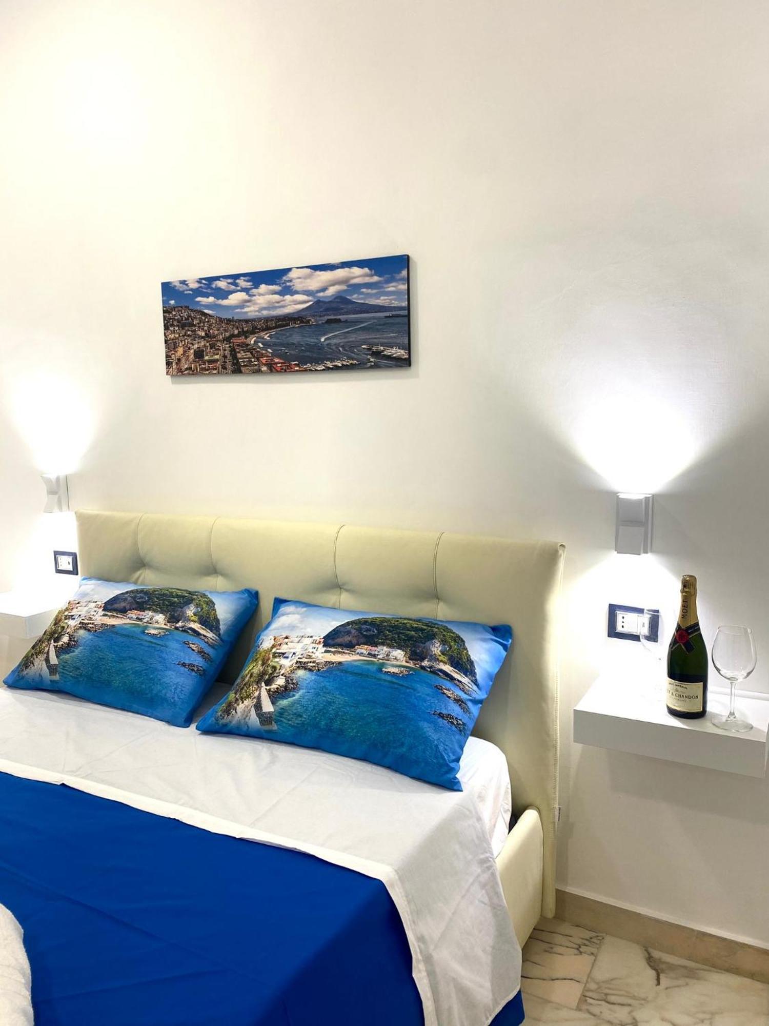 Castellano Apartment Napels Buitenkant foto