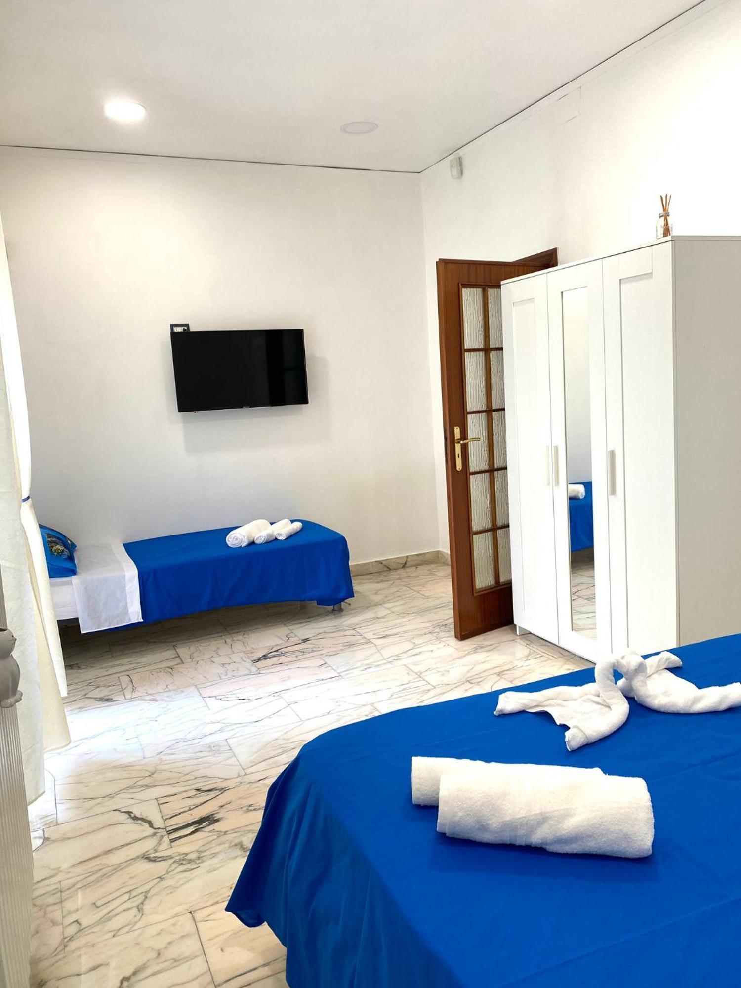 Castellano Apartment Napels Buitenkant foto