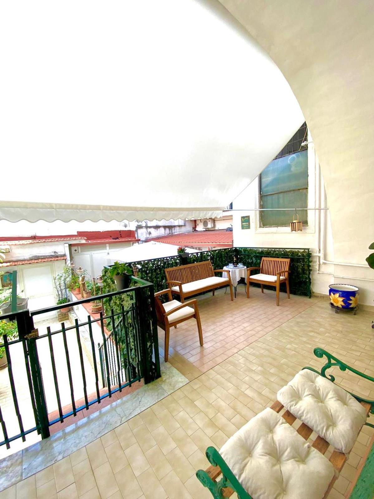Castellano Apartment Napels Buitenkant foto