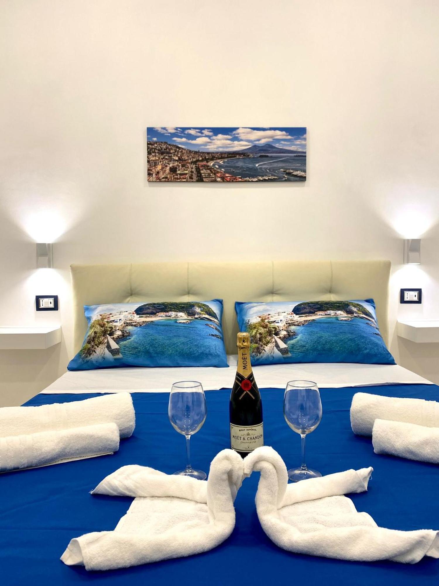 Castellano Apartment Napels Buitenkant foto