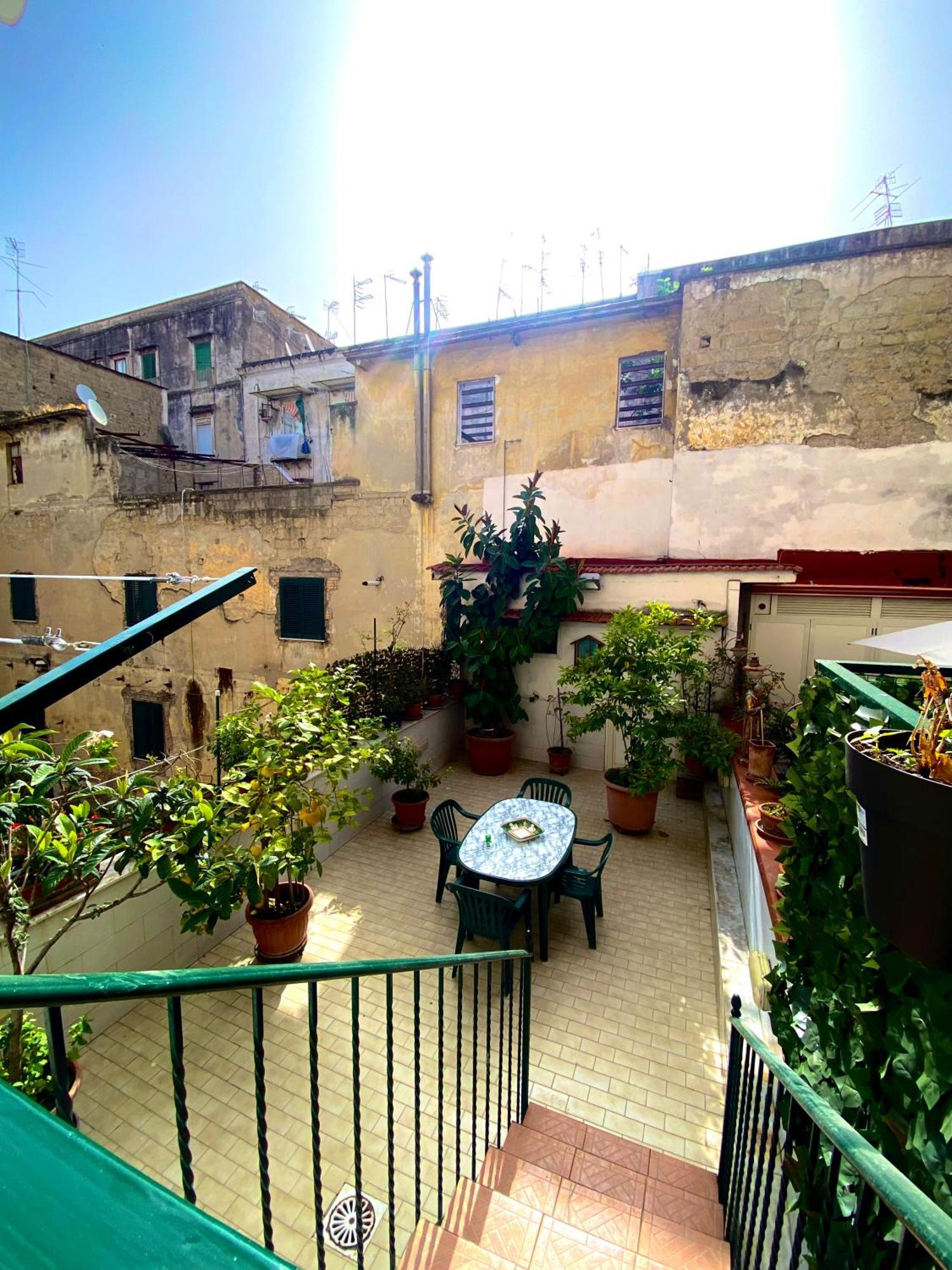 Castellano Apartment Napels Buitenkant foto