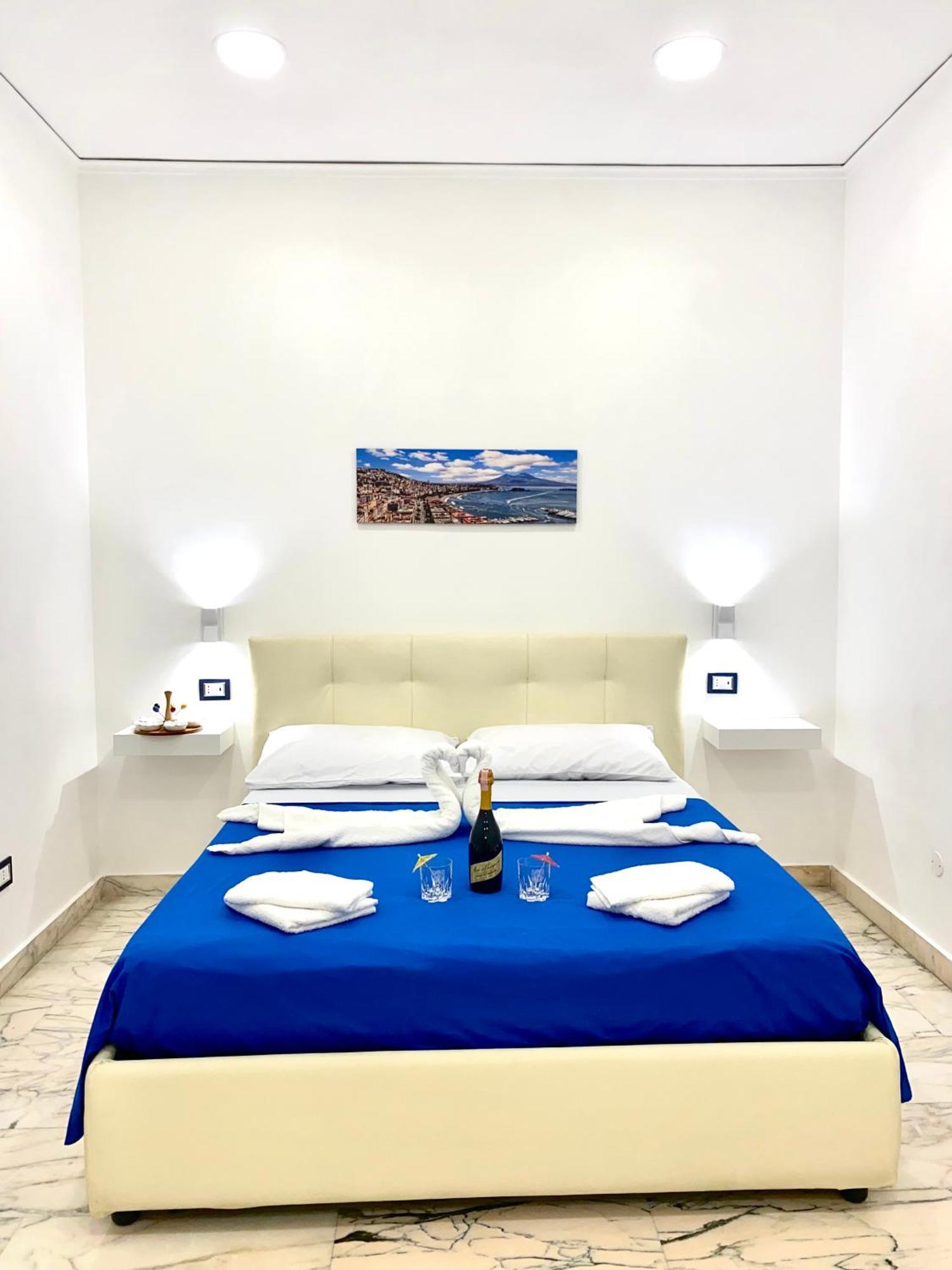 Castellano Apartment Napels Buitenkant foto